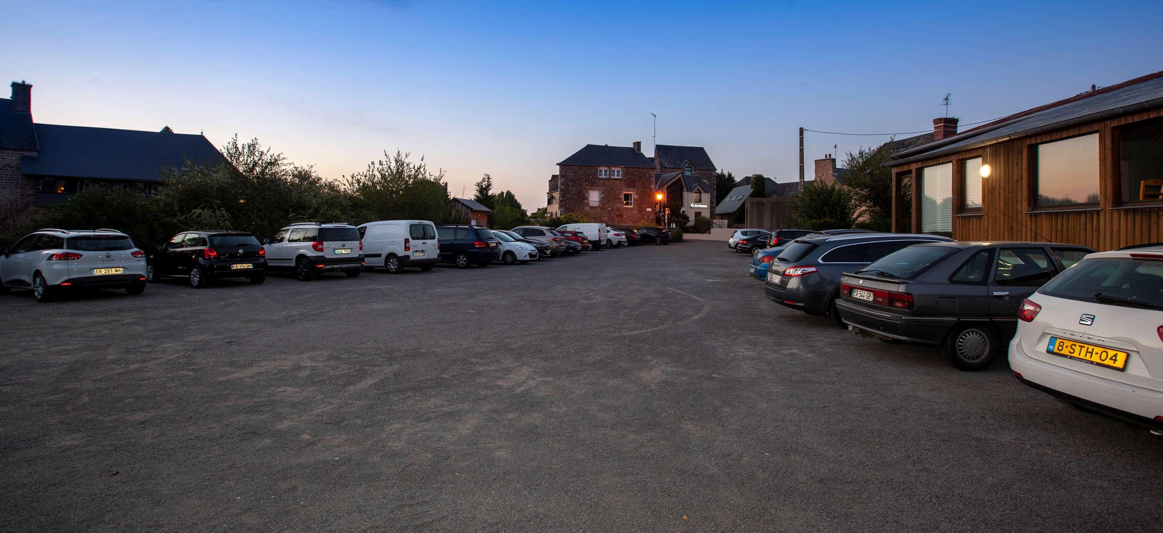 Best Western Le Moulin De Ducey Экстерьер фото